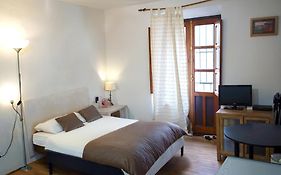Apartamento Completo Reformado En Arco De Elvira - Centro